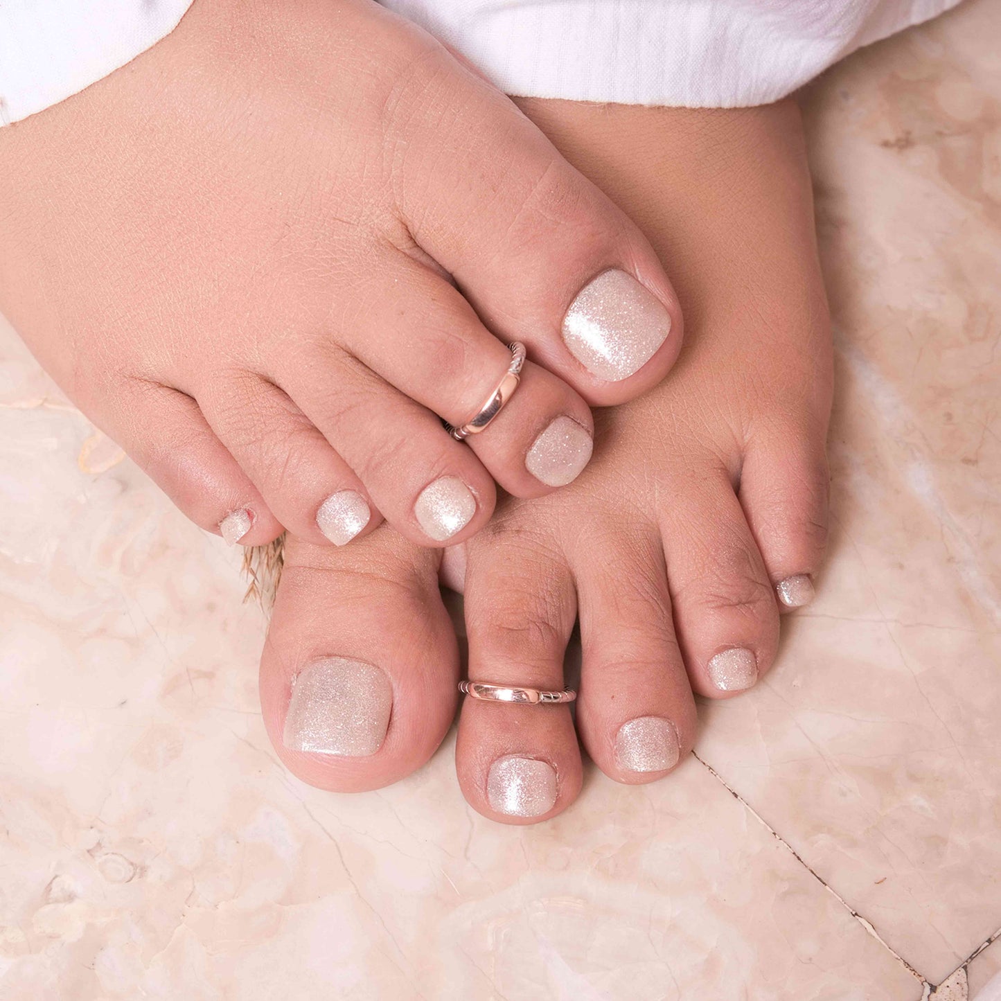 Elegant Snake Chain Two-Tone Toe Rings