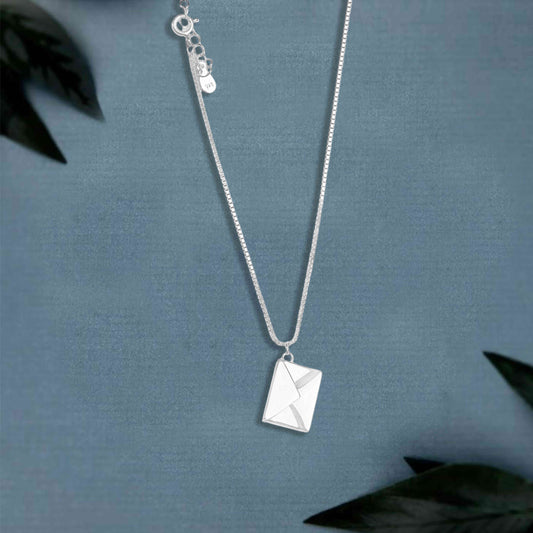Secret Sleek Silver Chain Pendant