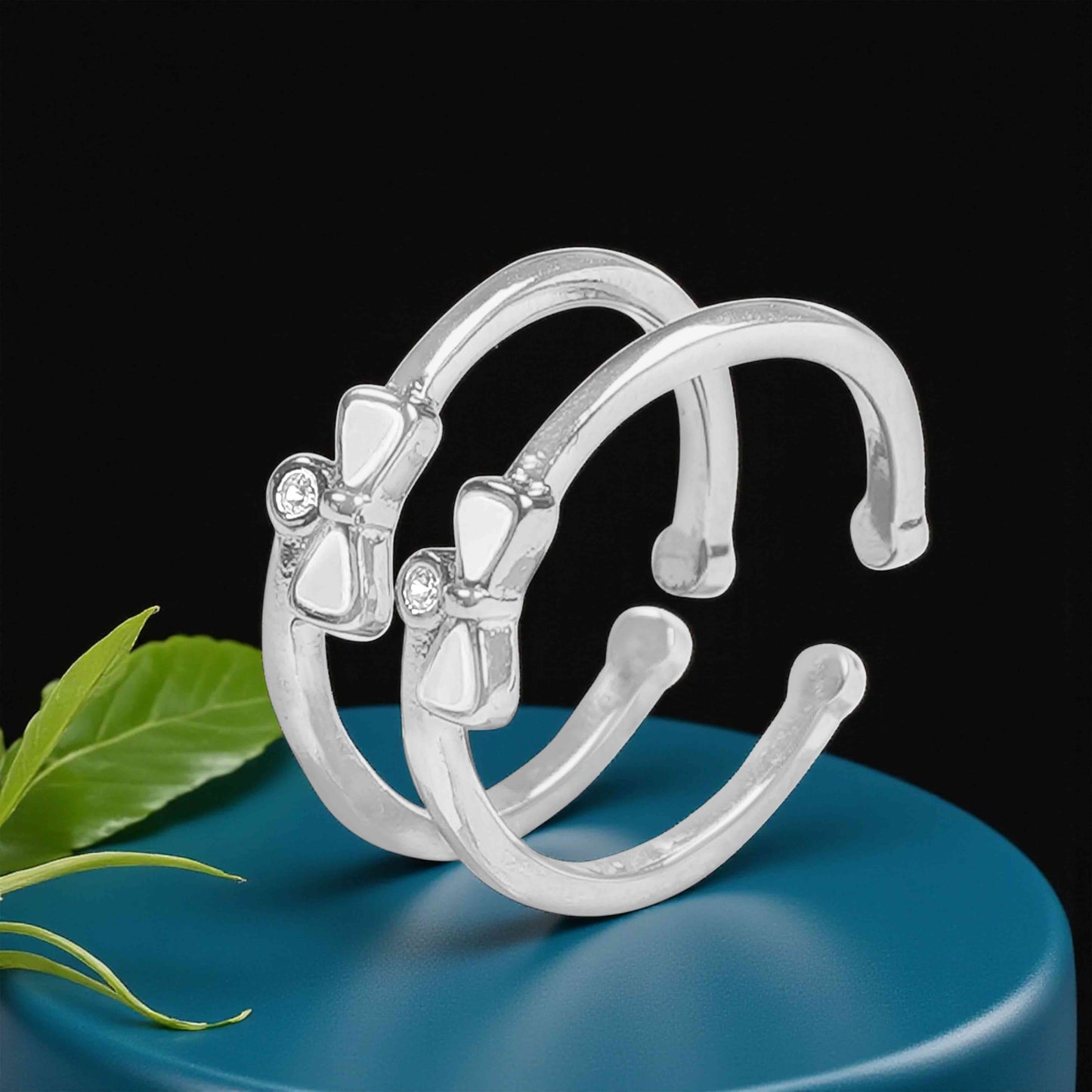 Elegant Bow Rose Gold Toe Rings