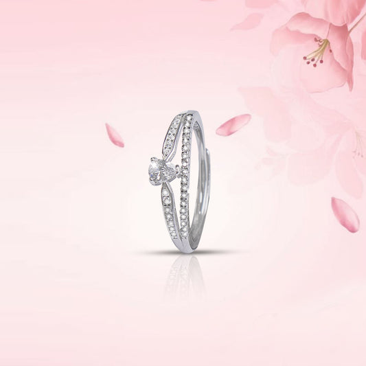 Split-Shank Solitaire Silver Ring