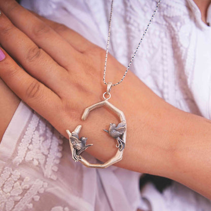 Lovebird Serenity Silver Chain Pendant