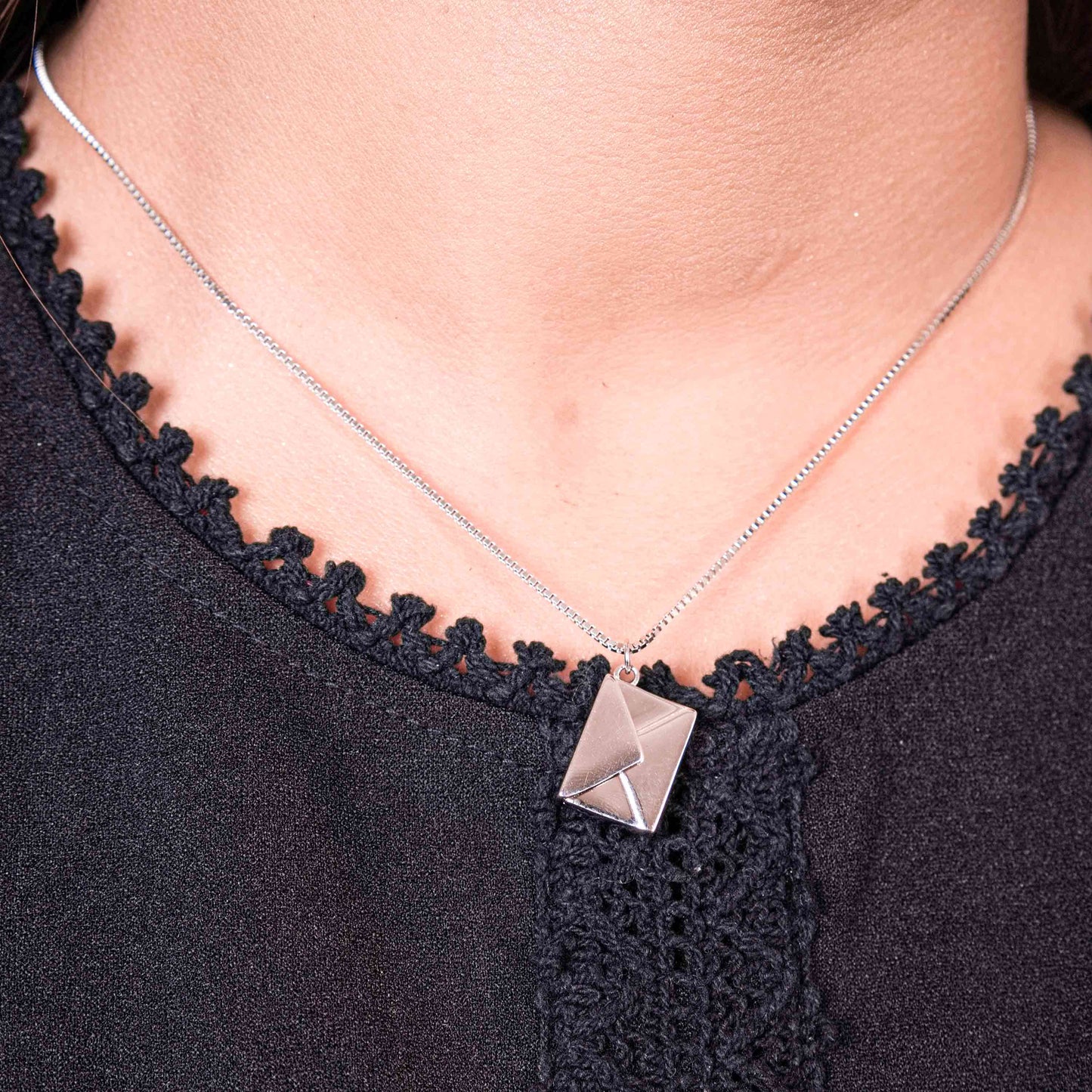 Secret Sleek Silver Chain Pendant