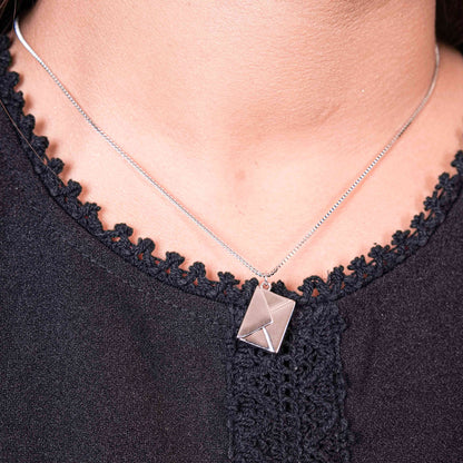 Secret Sleek Silver Chain Pendant