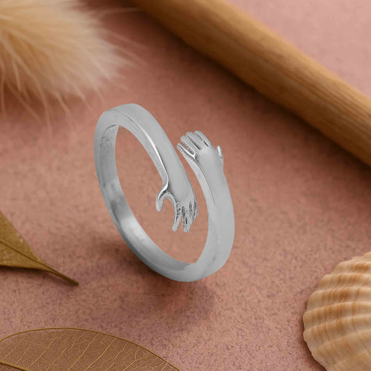 Aryna Soul Hug Silver Ring