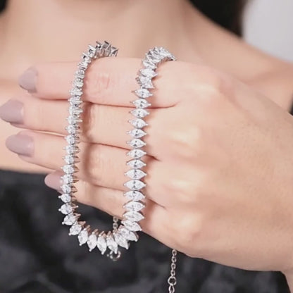 Aryna Dazzling Marquise Delight Silver Set